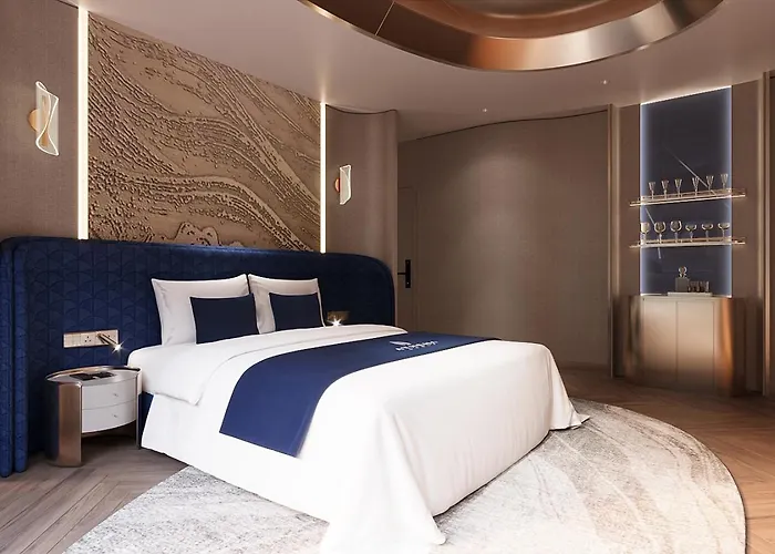 Botel Athena Premium Bay Cruise