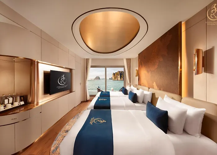 Botel Athena Premium Bay Cruise